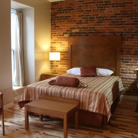 Hotel Abri Du Voyageur Montreal Luaran gambar