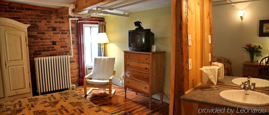 Hotel Abri Du Voyageur Montreal Bilik gambar